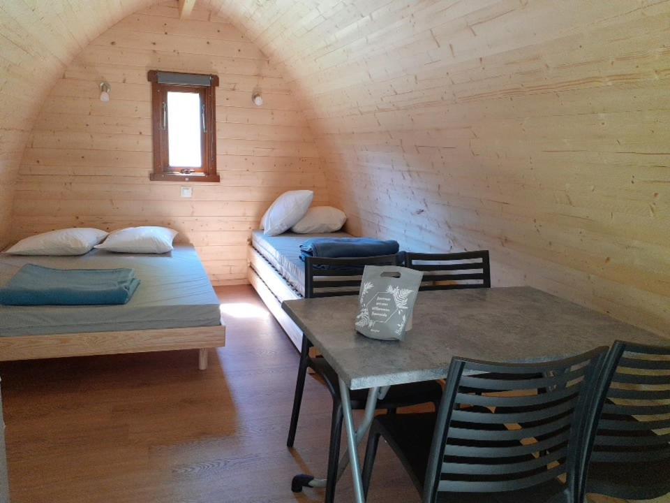 Camping Chantemerle Bédouès Exteriör bild