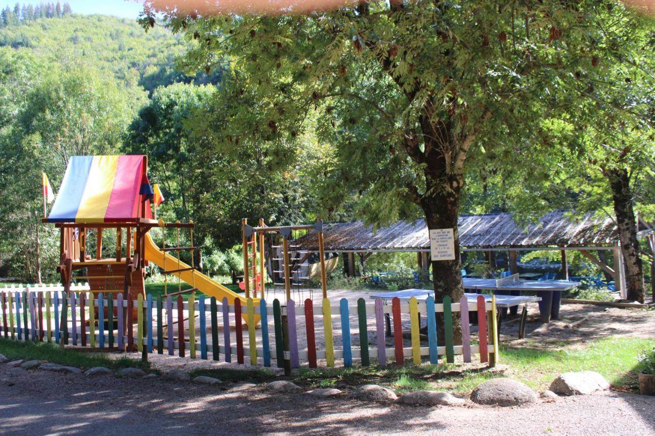 Camping Chantemerle Bédouès Exteriör bild