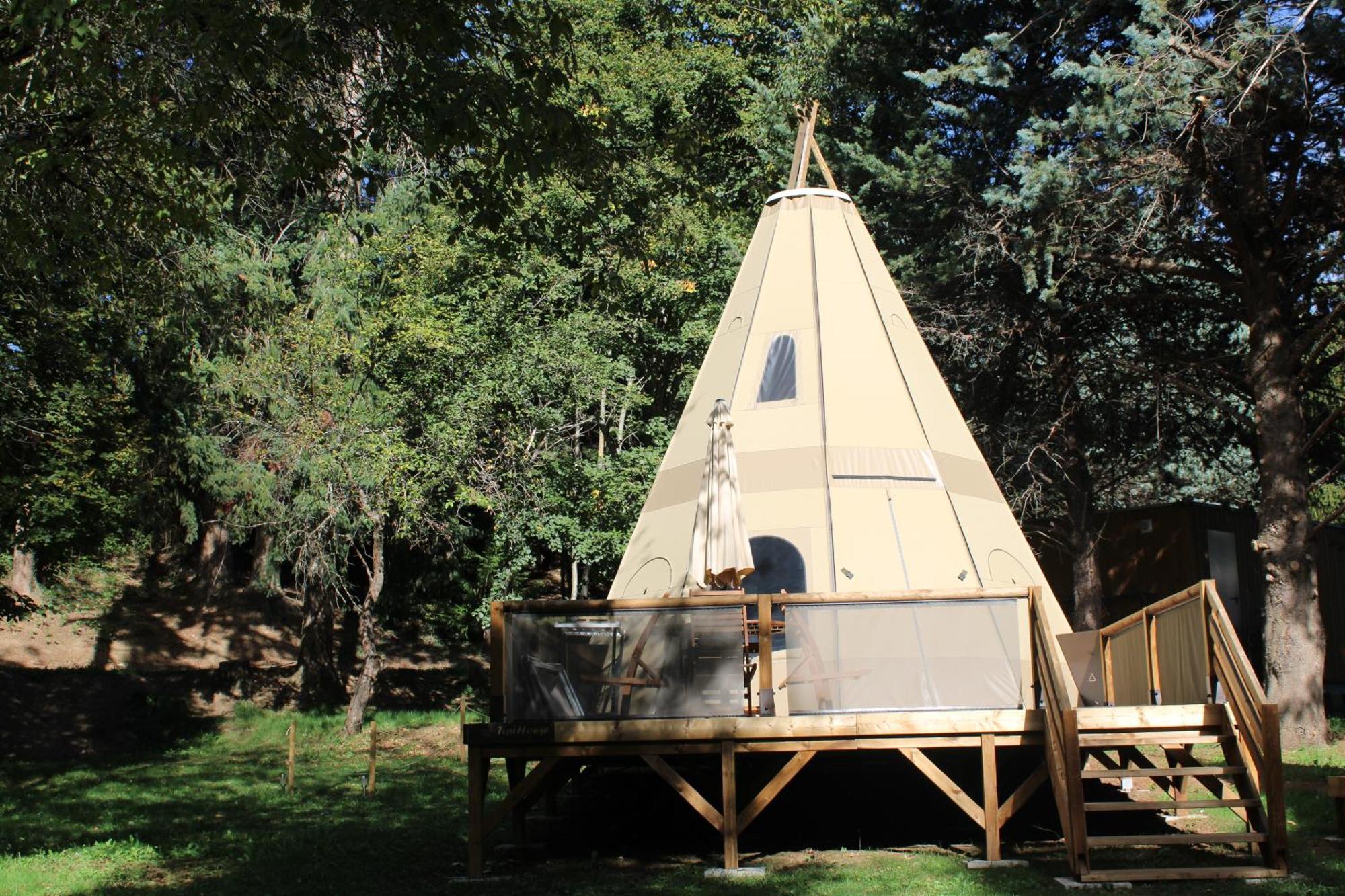 Camping Chantemerle Bédouès Exteriör bild
