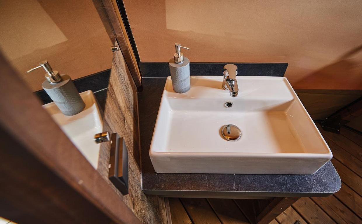 Camping Chantemerle Bédouès Exteriör bild