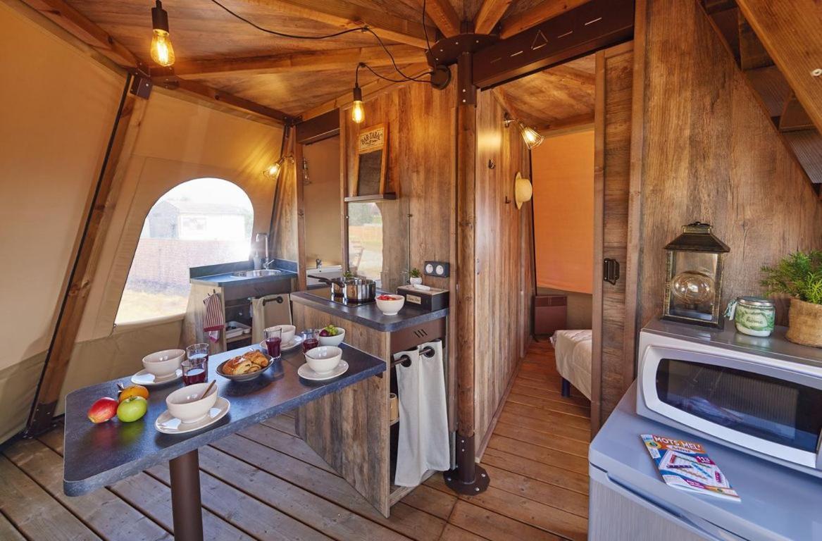 Camping Chantemerle Bédouès Exteriör bild