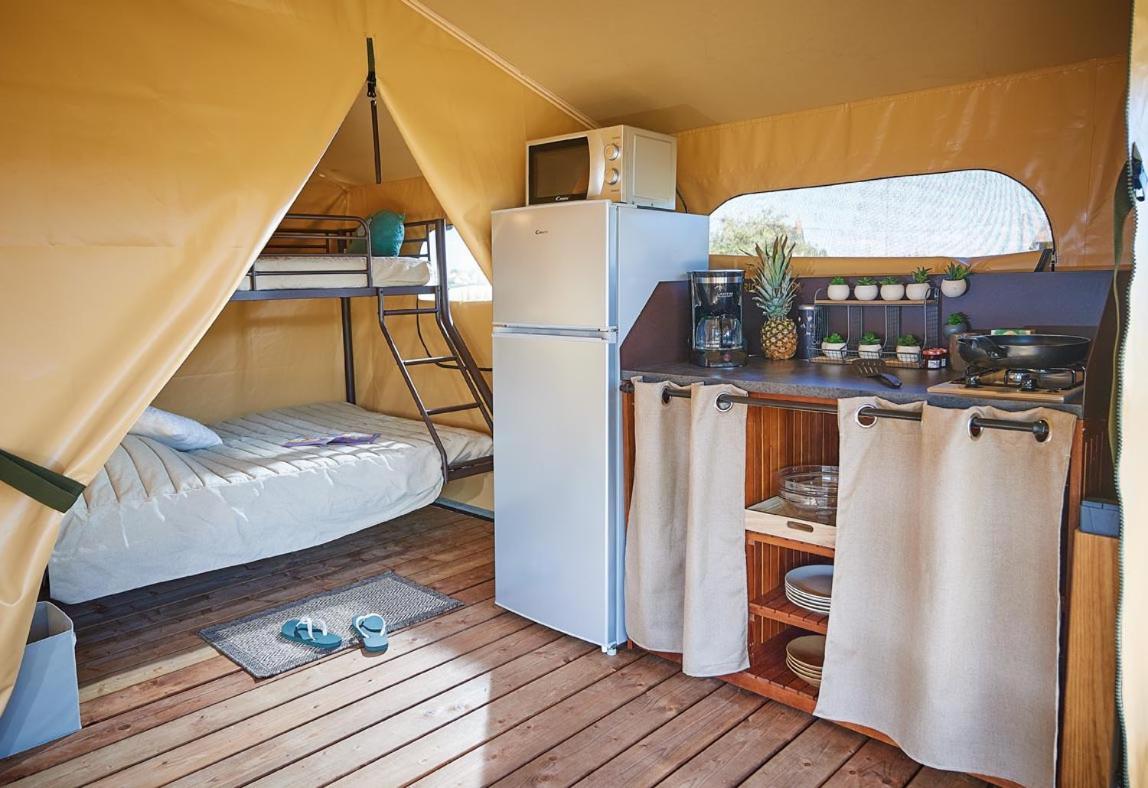 Camping Chantemerle Bédouès Exteriör bild